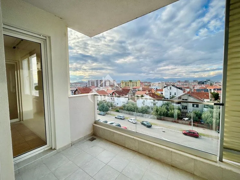 Rent, two bedroom apartment, 70m², Stari Aerodrom, Podgorica