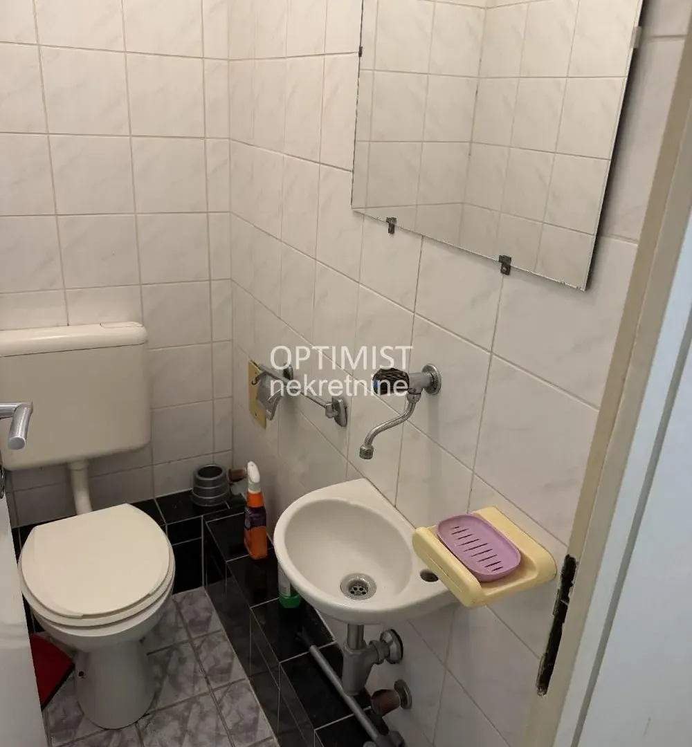 Sale, three bedroom apartment, 72m², Novi Beograd Blok 63, Novi Beograd Sve Podlokacije