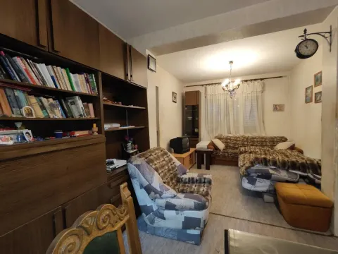 Prodaja, kuća, 300m², Pivara, Jagodina - image 13