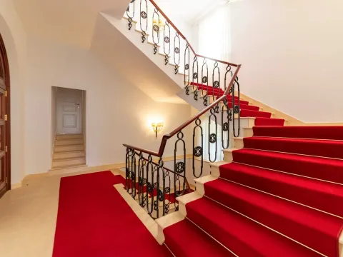 Sale, house, 1100m², Dobrota, Kotor - image 7