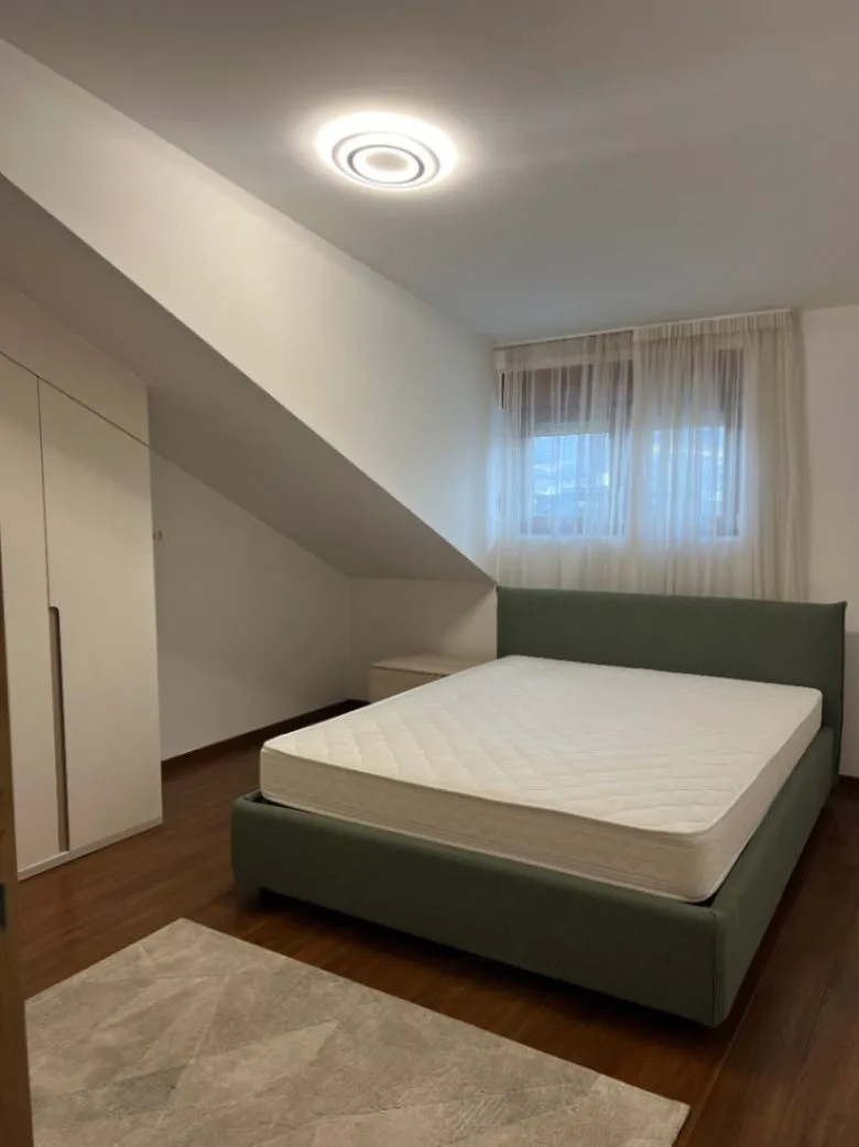 Rent, four bedroom apartment, 127m², Podgorica, Crna Gora