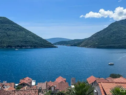 Prodaja, dvosoban stan, 87m², Perast, Kotor - image 15