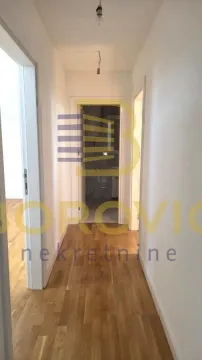 Sale, three bedroom apartment, 78m², Palilula Sve Podlokacije, Beograd - image 6