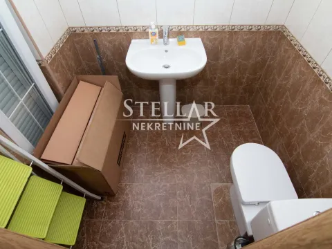 Rent, house, 170m², Jastreb, Danilovgrad - image 13