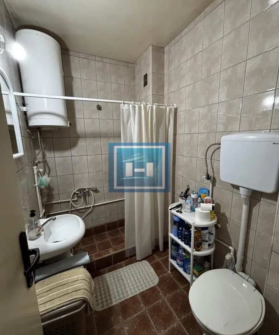 Prodaja, četvorosoban stan, 102m², Strelište, Jagodina