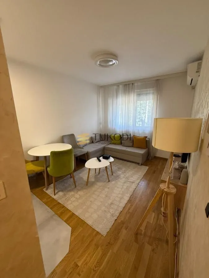 Prodaja, jednosoban stan, 31m², Petrovaradin, Novi Sad