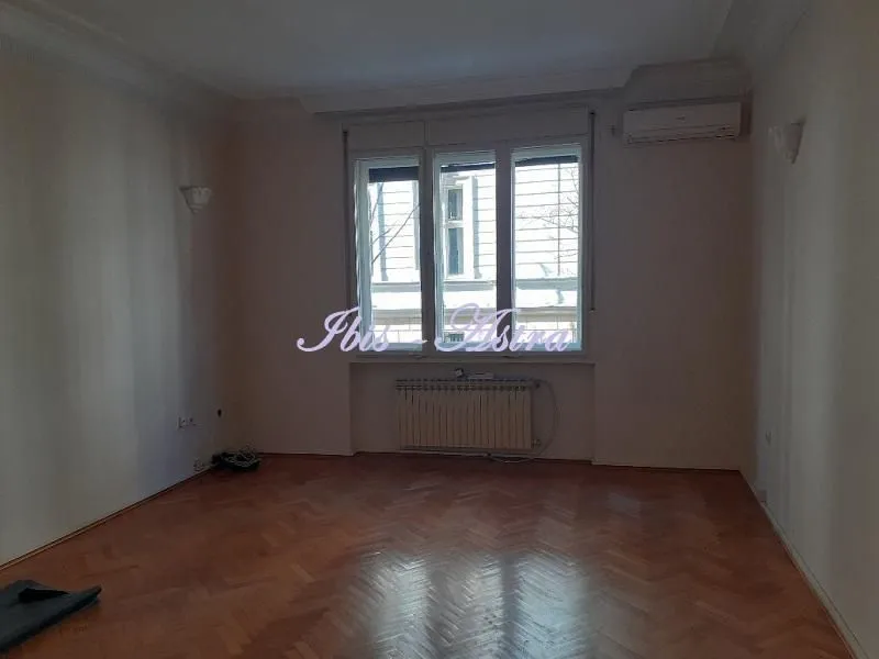 Rent, four bedroom apartment, 140m², Stari Grad, Beograd