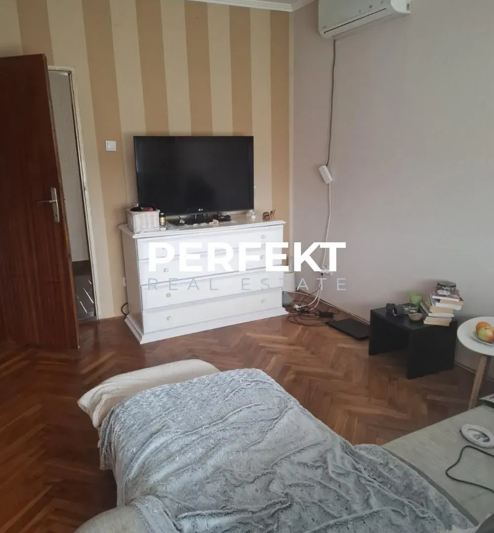Prodaja, kuća, 273m², Pančevo, Srbija