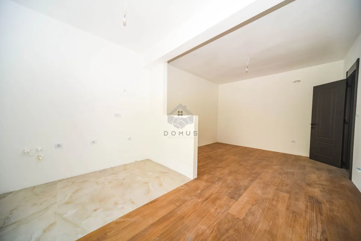 Prodaja, dvosoban stan, 60m², Zabjelo, Podgorica