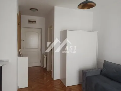 Izdavanje, stan, 22m², Grbavica, Novi Sad Sve Podlokacije - image 3