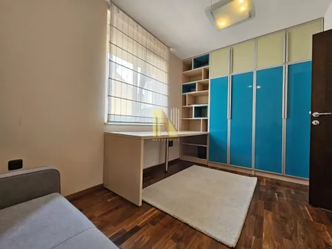 Izdavanje, trosoban stan, 78m², Sajmište, Novi Sad - image 15