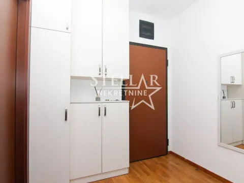 Izdavanje, stan, 51m², City Kvart, Podgorica - image 2