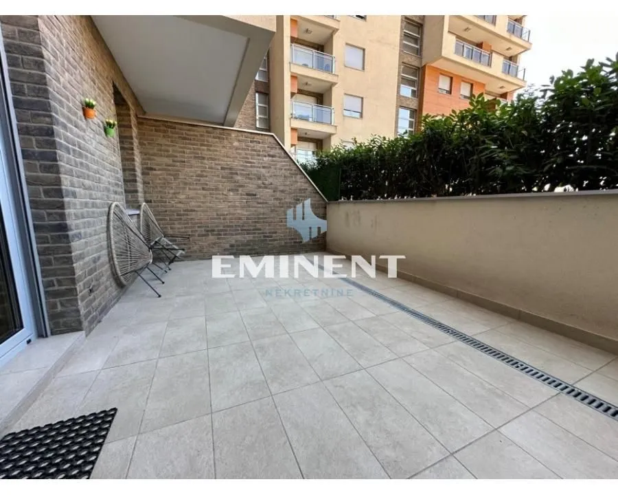 Izdavanje, jednosoban stan, 35m², Novi Beograd Blok 67, Novi Beograd Sve Podlokacije