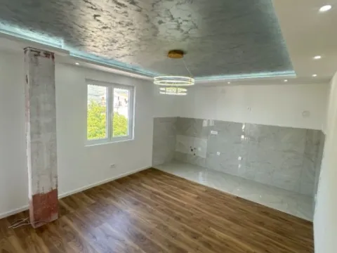 Izdavanje, dvosoban stan, 60m², Dobre Vode, Bar - image 8