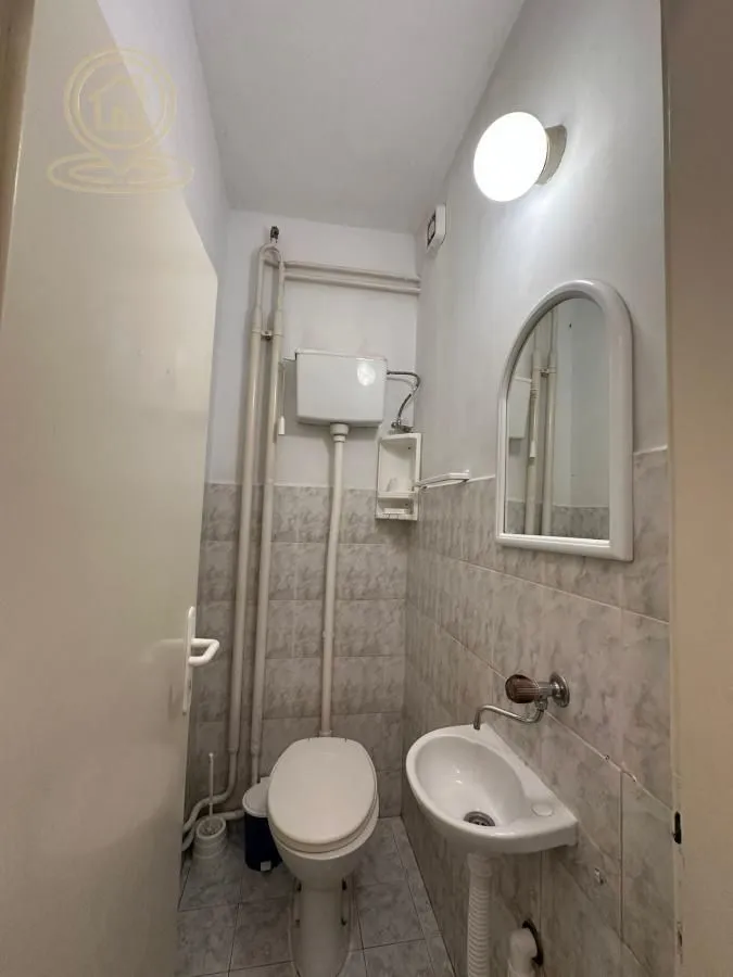 Rent, office space, 115m², Crveni Krst, Niš