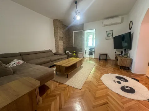 Prodaja, dvosoban stan, 75m², Zagorič, Podgorica - image 5