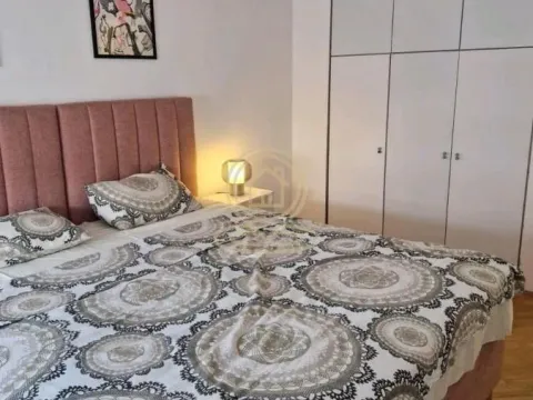 Izdavanje, četvorosoban stan, 104m², Vračar Hram, Vračar Sve Podlokacije - image 8