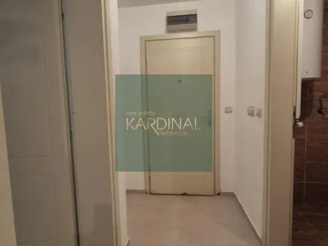 Izdavanje, jednosoban stan, 35m², Centar, Jagodina - image 6