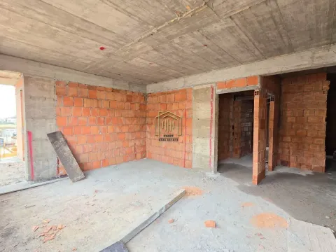 Prodaja, dvosoban stan, 65m², Zabjelo, Podgorica - image 1