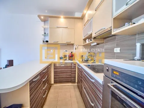 Sale, one bedroom apartment, 53m², City Kvart, Podgorica - image 4