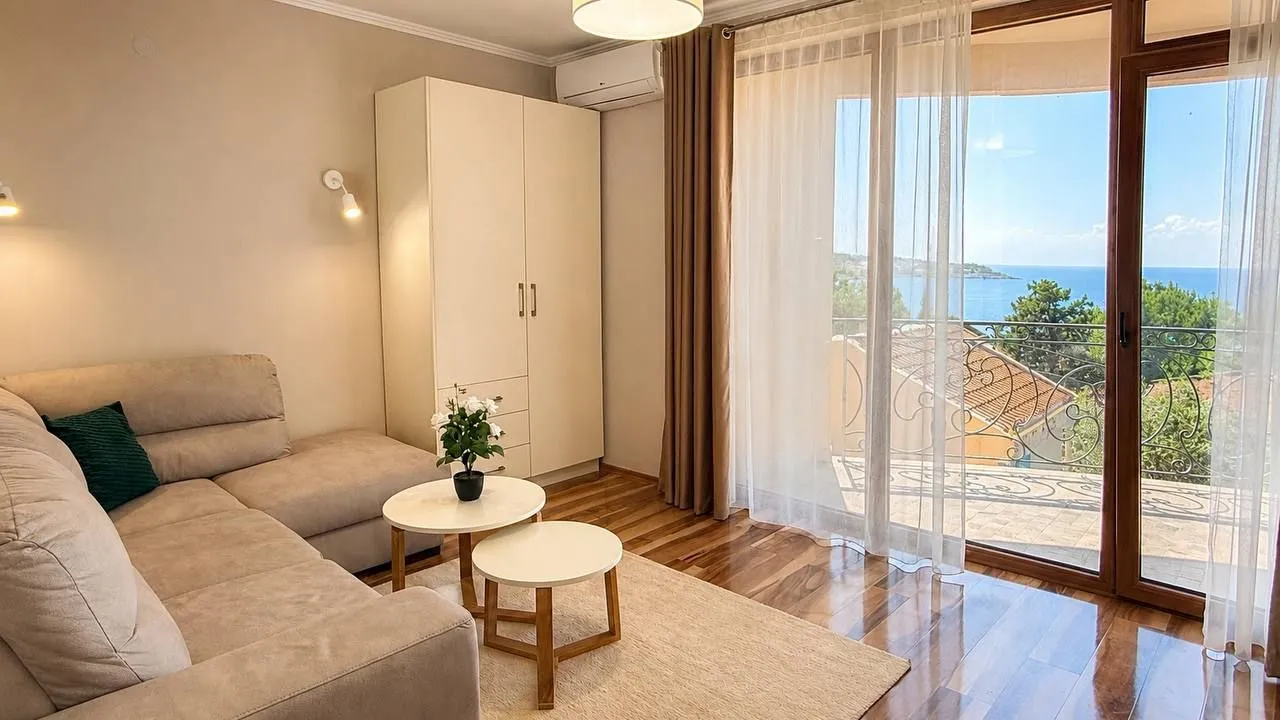 Sale, house, 240m², Šušanj, Bar