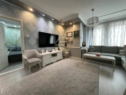 Prodaja, trosoban stan, 70m², Socijalno, Novi Sad Sve Podlokacije - image 1