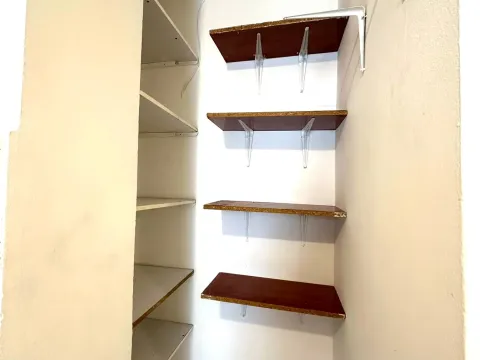 Prodaja, jednosoban stan, 55m², Stari Aerodrom, Podgorica - image 7