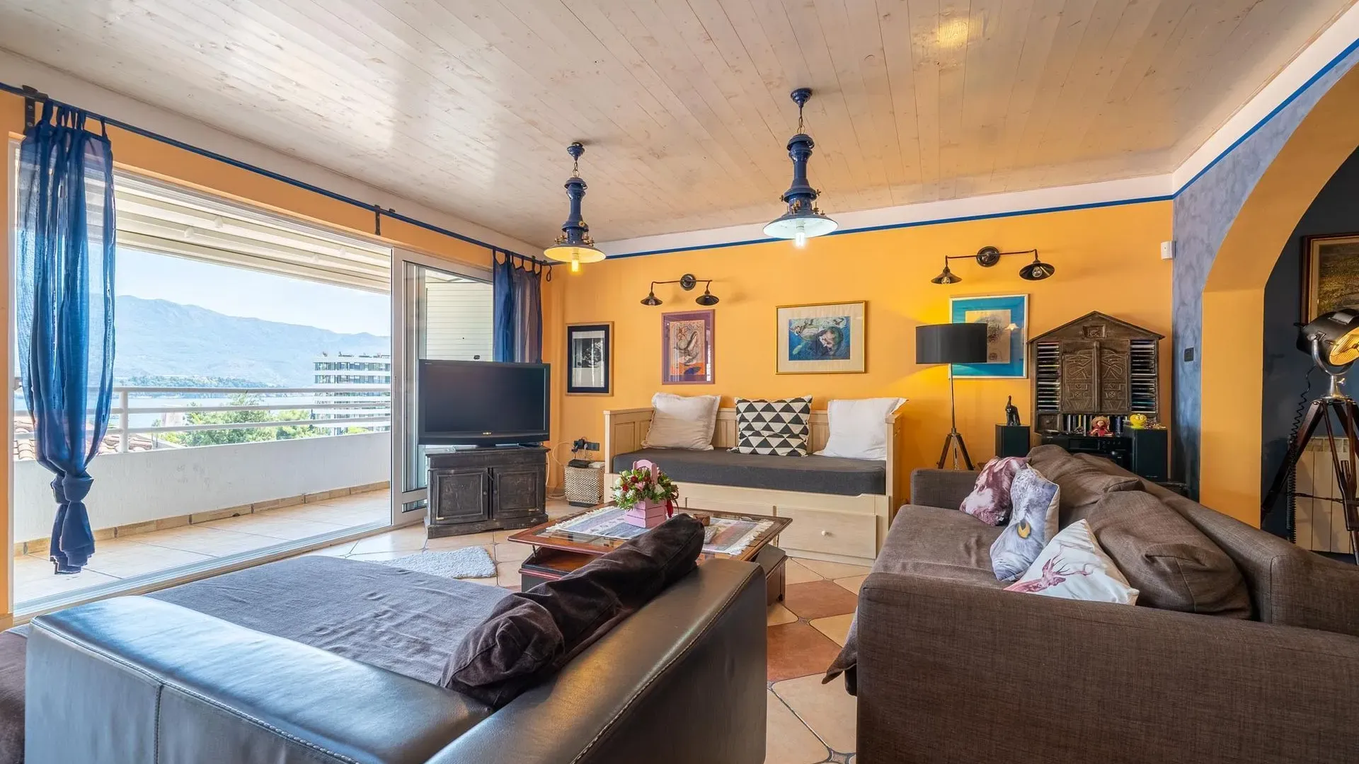 Prodaja, trosoban stan, 124m², Budva, Crna Gora