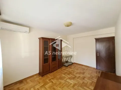 Rent, three bedroom apartment, 78m², Vračar Hram, Vračar Sve Podlokacije - image 6