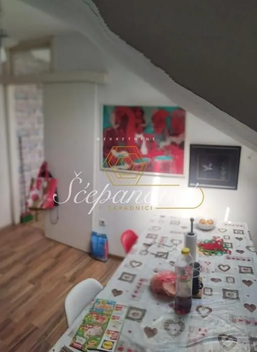 Prodaja, stan, 73m², Novo naselje, Novi Sad