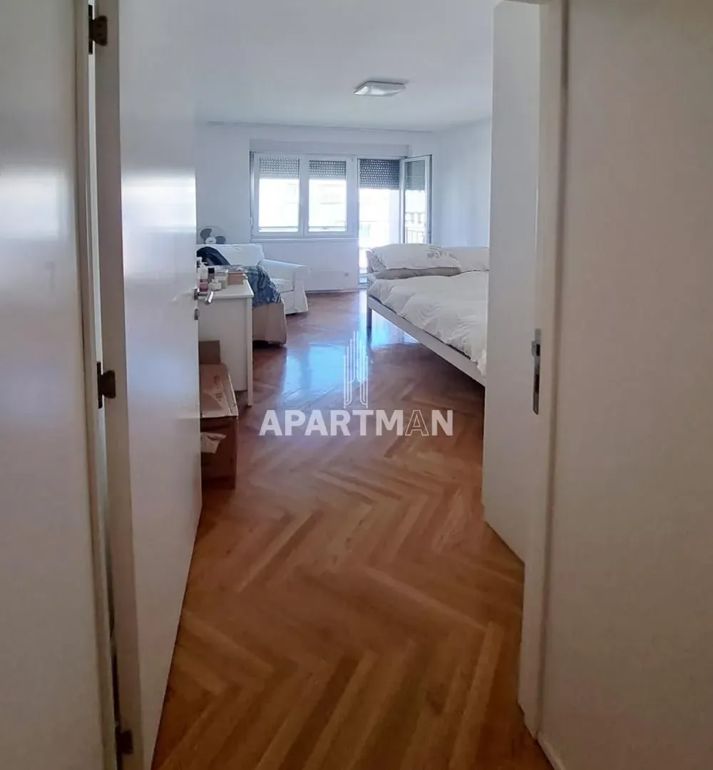Sale, two bedroom apartment, 64m², Savski Venac, Beograd