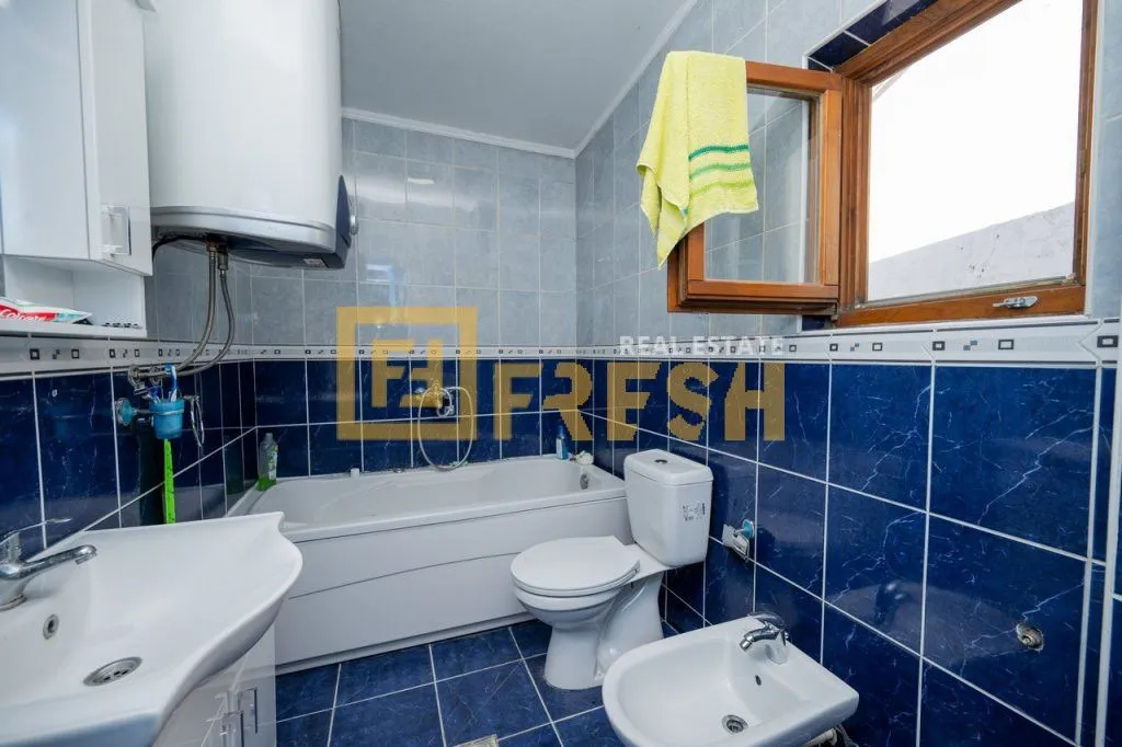 Sale, house, 348m², Stara Varoš, Podgorica