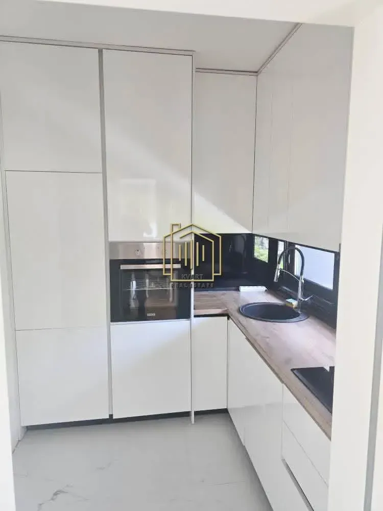 Rent, two bedroom apartment, 100m², Dalmatinska ulica, Podgorica