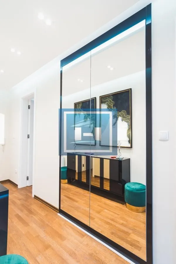 Prodaja, jednosoban stan, 55m², Centar, Jagodina