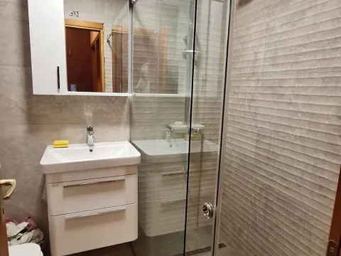 Sale, two bedroom apartment, 81m², Stari Aerodrom, Podgorica - image 8