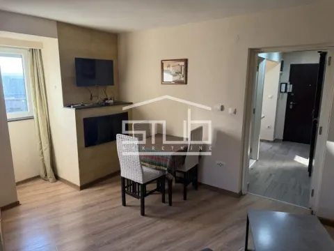 Rent, two bedroom apartment, 32m², Stari Grad, Beograd - image 2