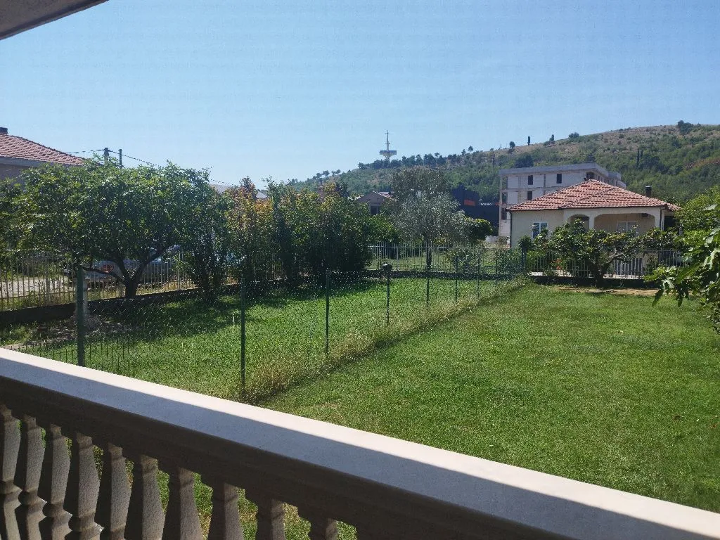 Rent, house, 140m², Zabjelo, Podgorica