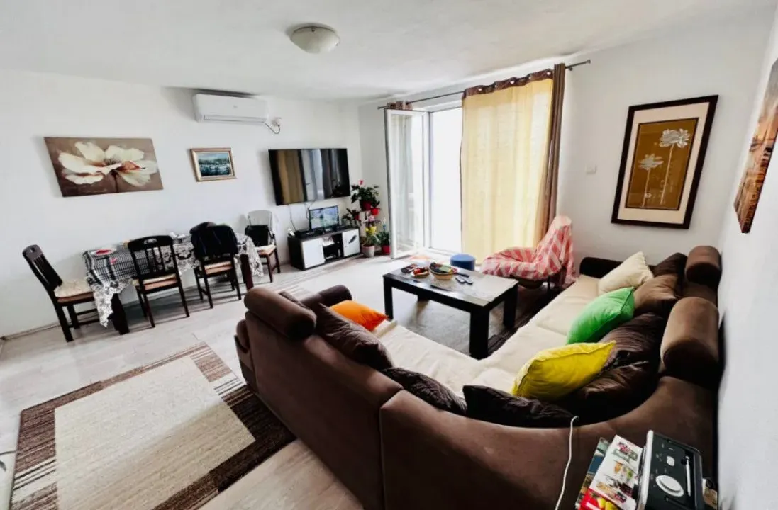 Sale, house, 380m², Šušanj, Bar