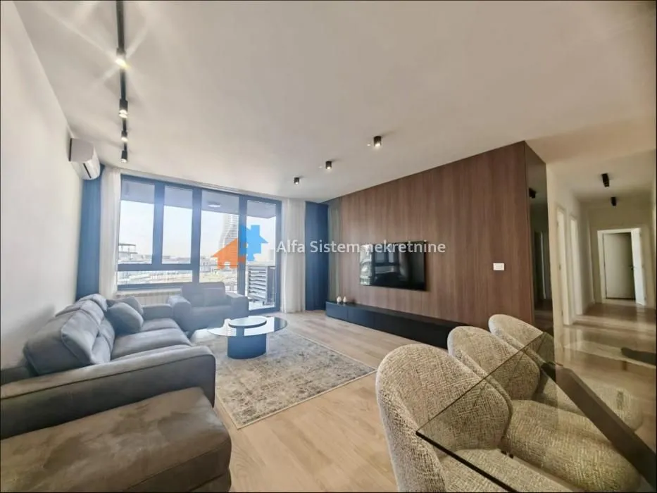 Rent, four bedroom apartment, 120m², Savski Venac, Beograd