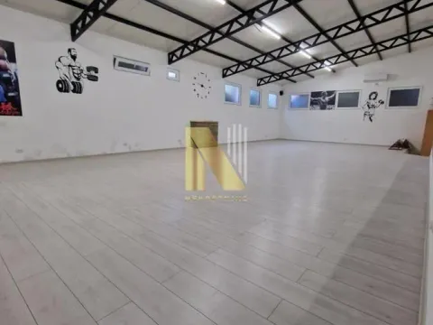 Izdavanje, poslovni prostor, 300m², Novi Sad, Srbija - image 4