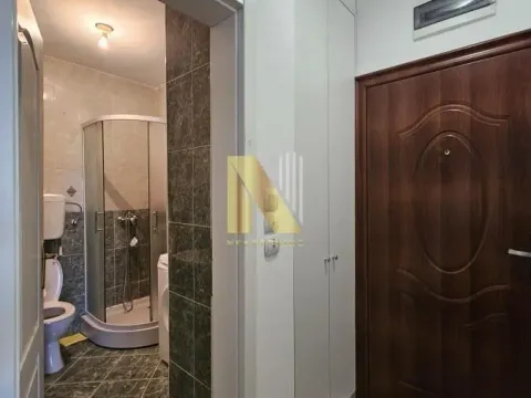Izdavanje, garsonjera, 25m², Bulevar Evrope, Novi Sad Sve Podlokacije - image 11