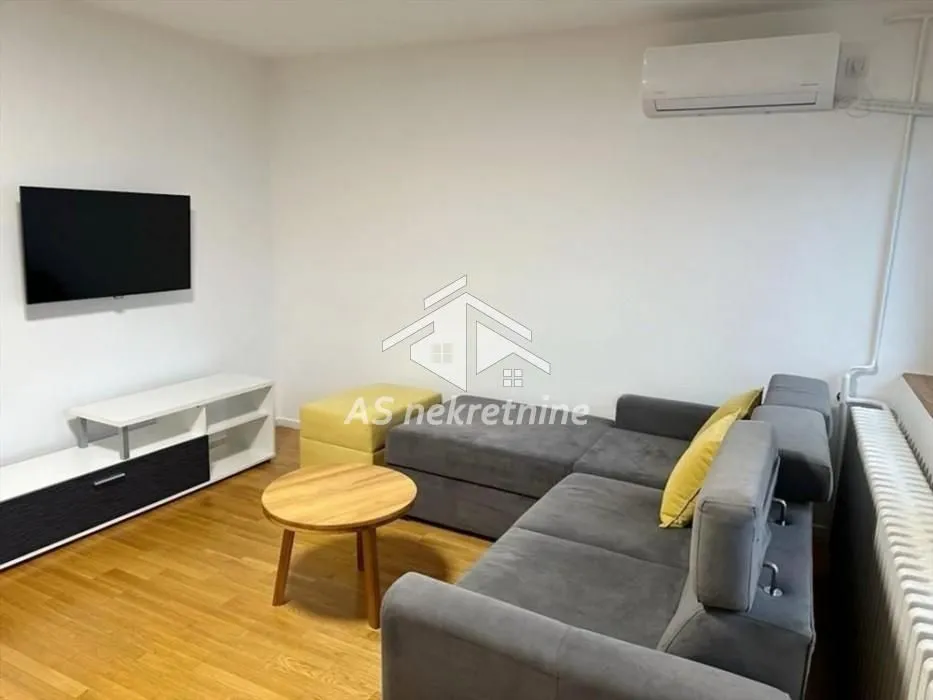 Rent, three bedroom apartment, 72m², Novi Beograd Blok 29, Novi Beograd Sve Podlokacije