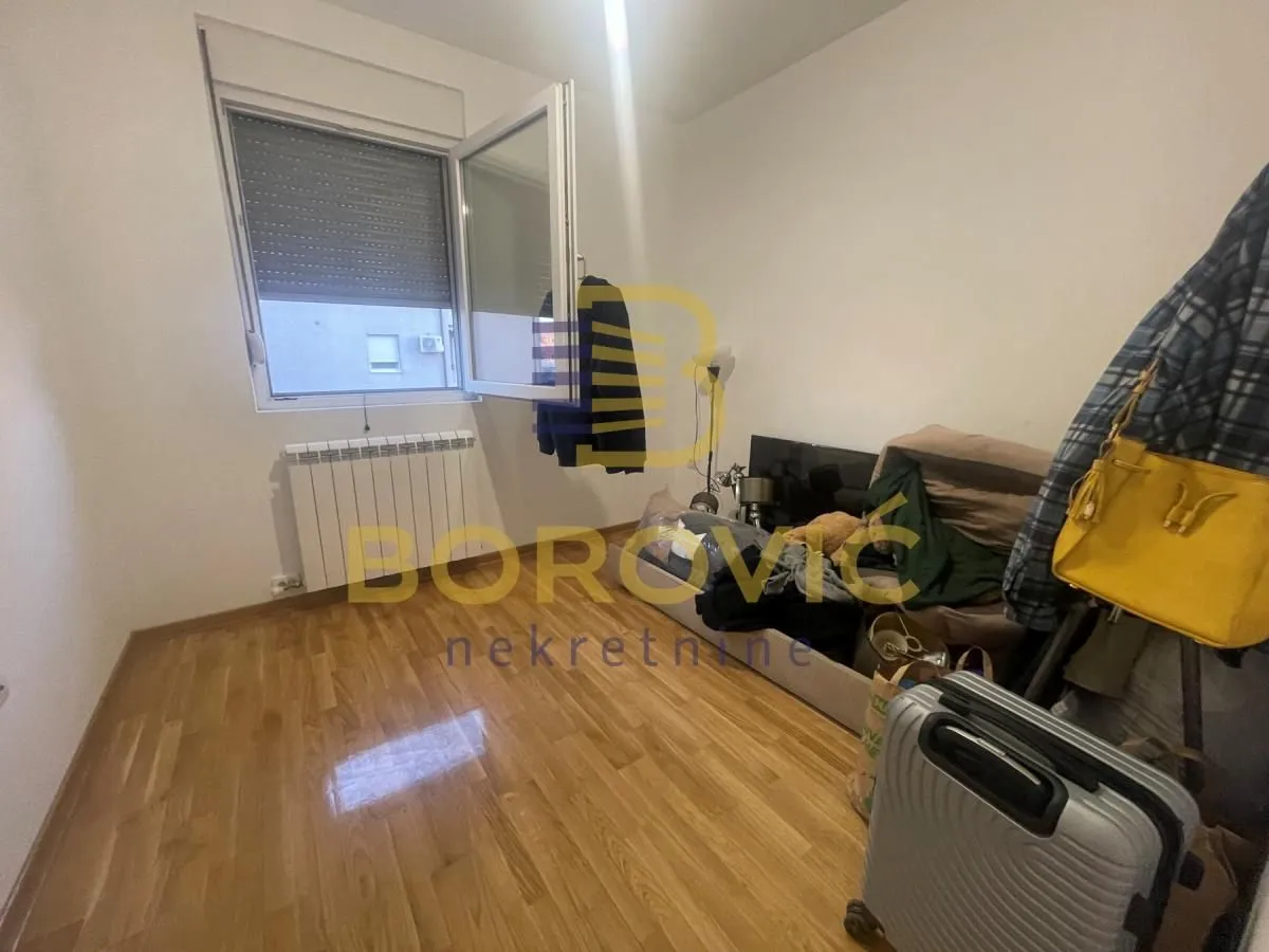 Rent, one bedroom apartment, 32m², Ledine, Beograd