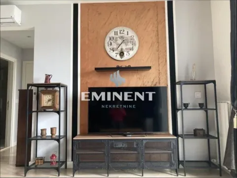 Izdavanje, dvosoban stan, 55m², Savski Venac, Beograd - image 3