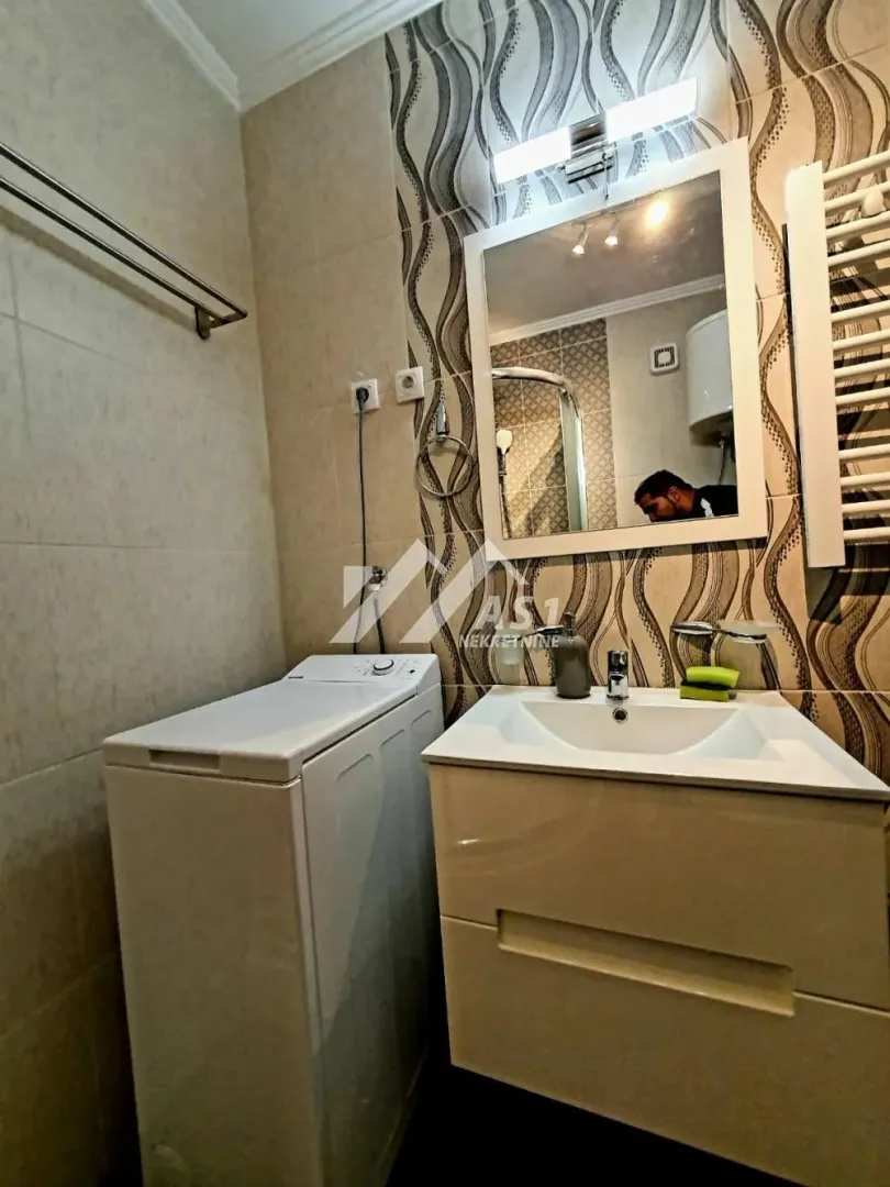 Izdavanje, dvosoban stan, 57m², Novi Sad Sve Podlokacije, Novi Sad
