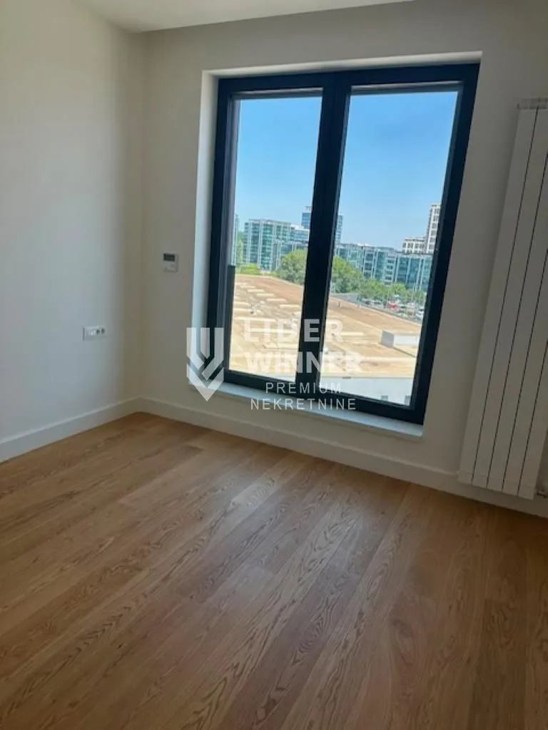Rent, four bedroom apartment, 120m², Novi Beograd Blok 64, Novi Beograd Sve Podlokacije