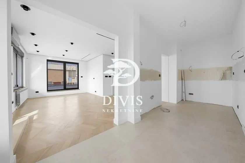 Prodaja, trosoban stan, 78m², Novi Beograd Blok 30, Novi Beograd Sve Podlokacije