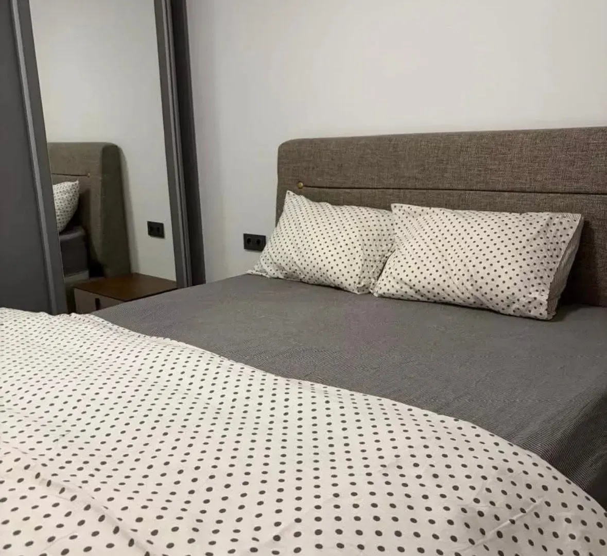 Izdavanje, dvosoban stan, 73m², Donja Lastva, Tivat
