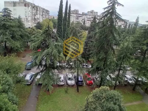 Izdavanje, jednosoban stan, 37m², Autobuska stanica, Podgorica - image 1