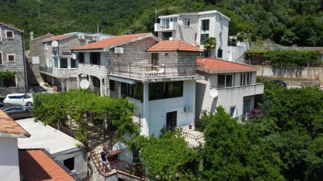 Prodaja, kuća, 237m², Bečići, Budva